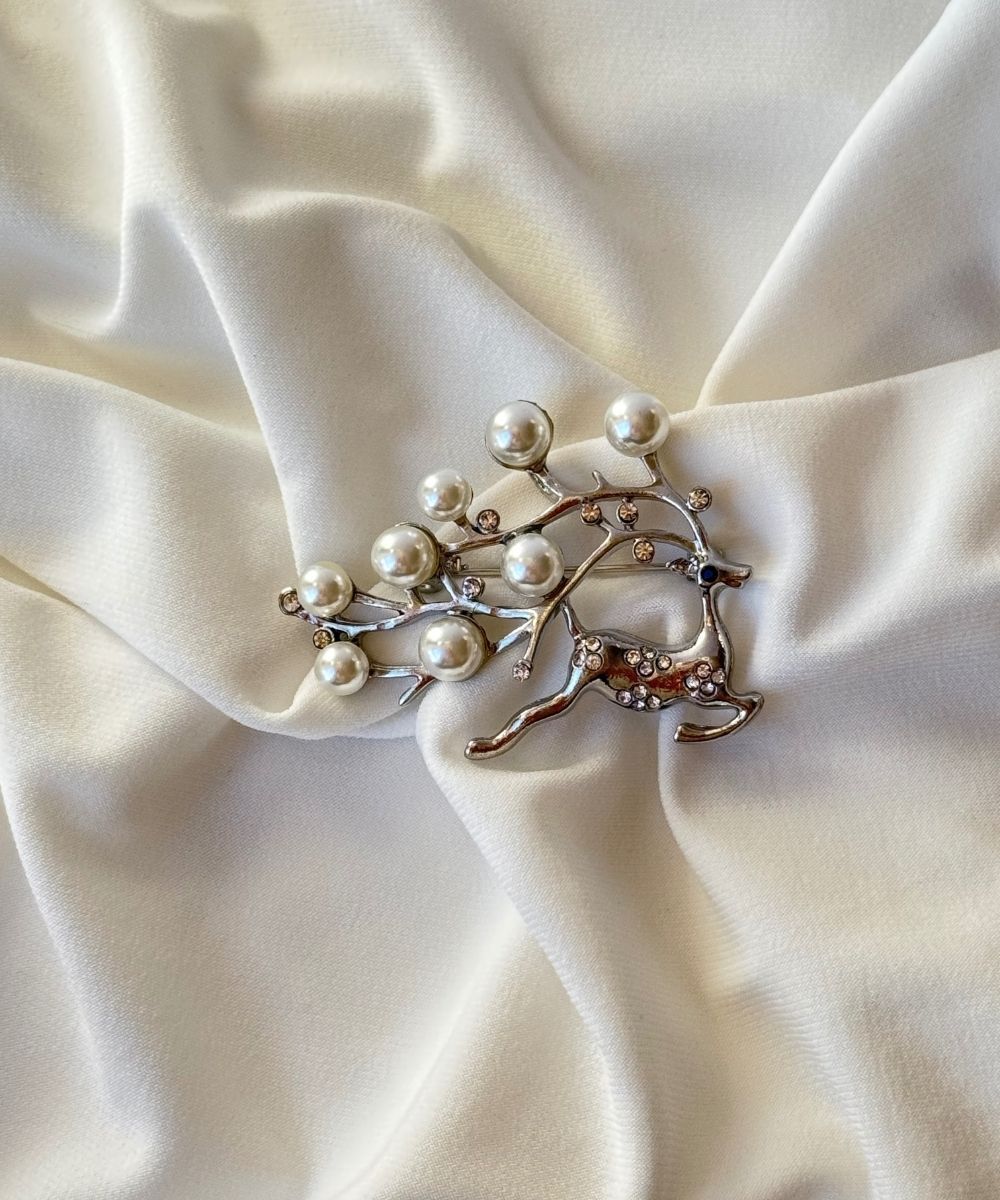 Vıp İncili Ren Geyiği Broş