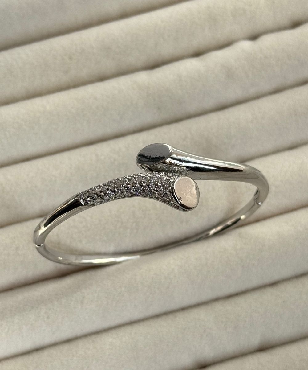 Zirkon Zenith Silver Kelepçe