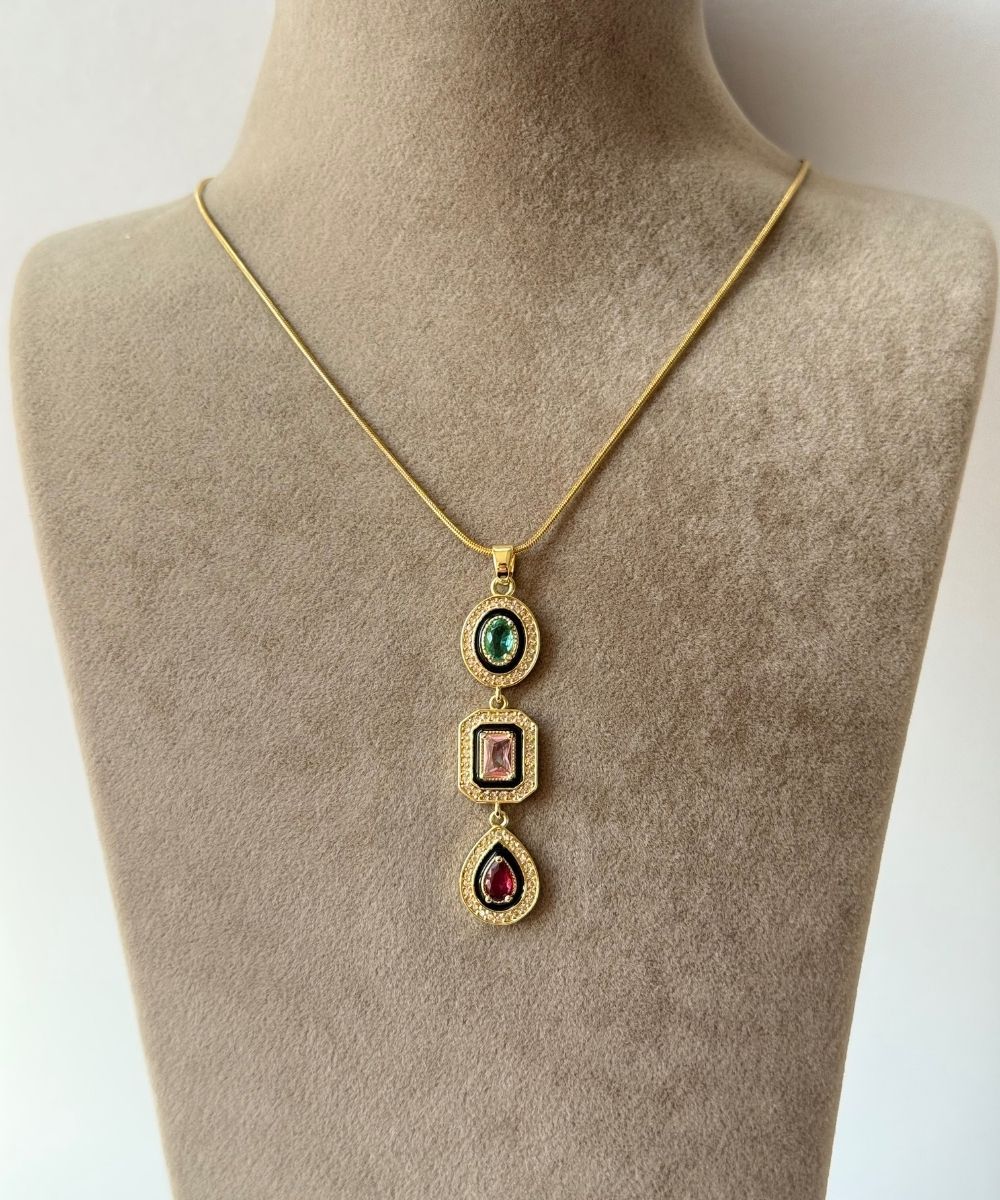 Çelik Yuvarlak Kare Renkli Taşlı  Kolye