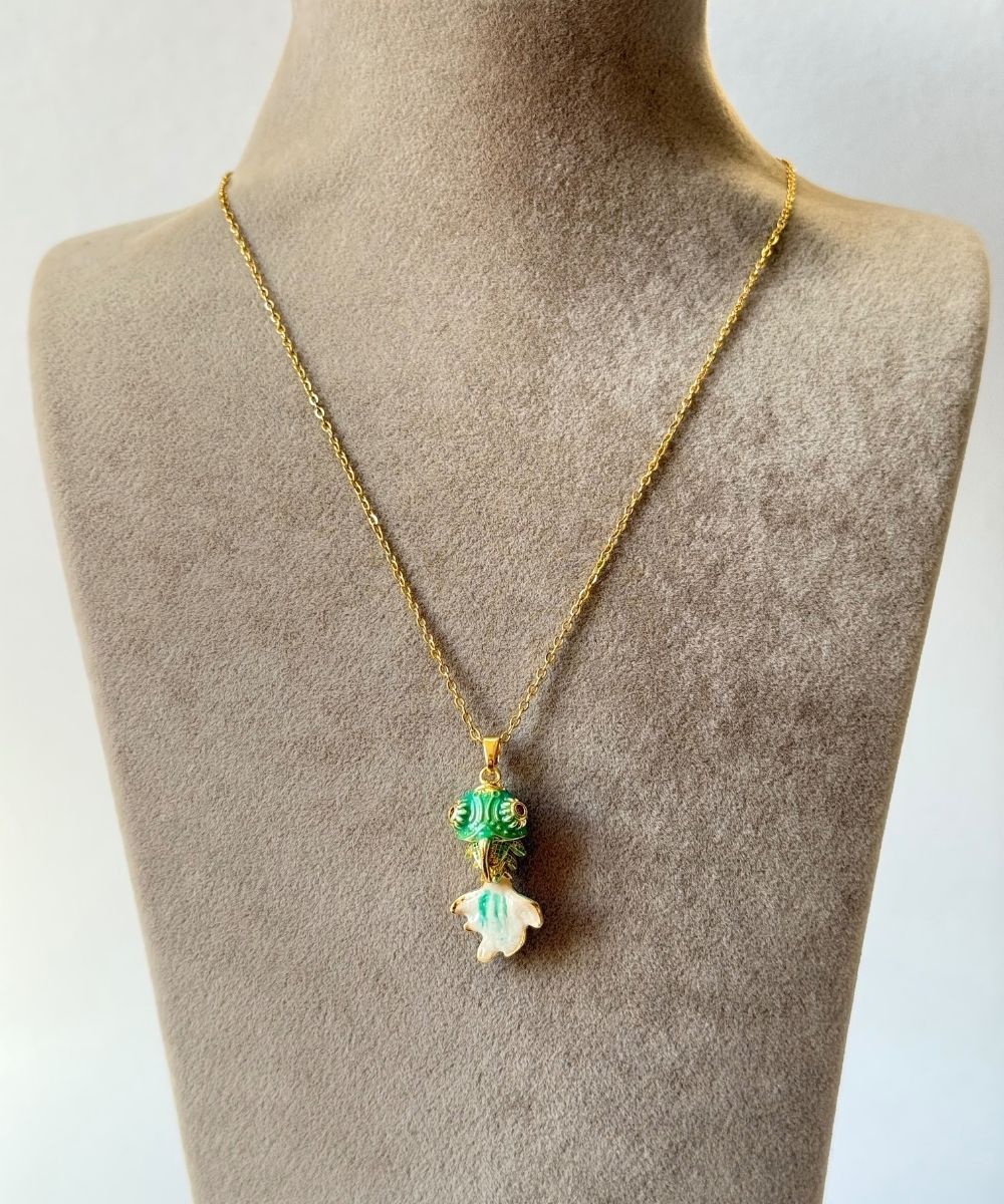 Çelik Yeşil Balık Kolye