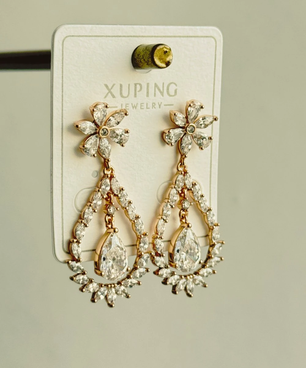 Xuping Çiçek Taşlı Küpe