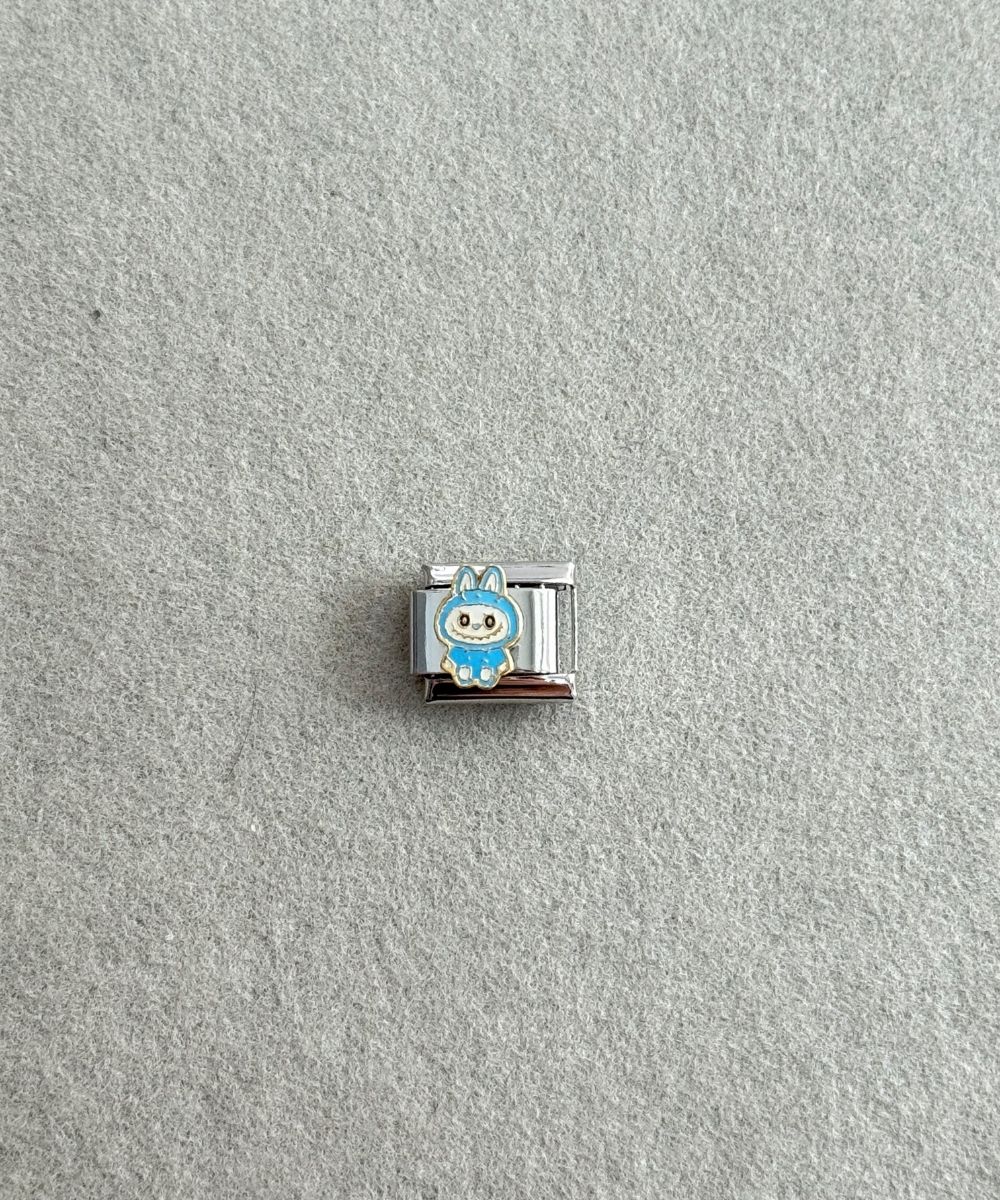 Nomi Mavi Labu Charm