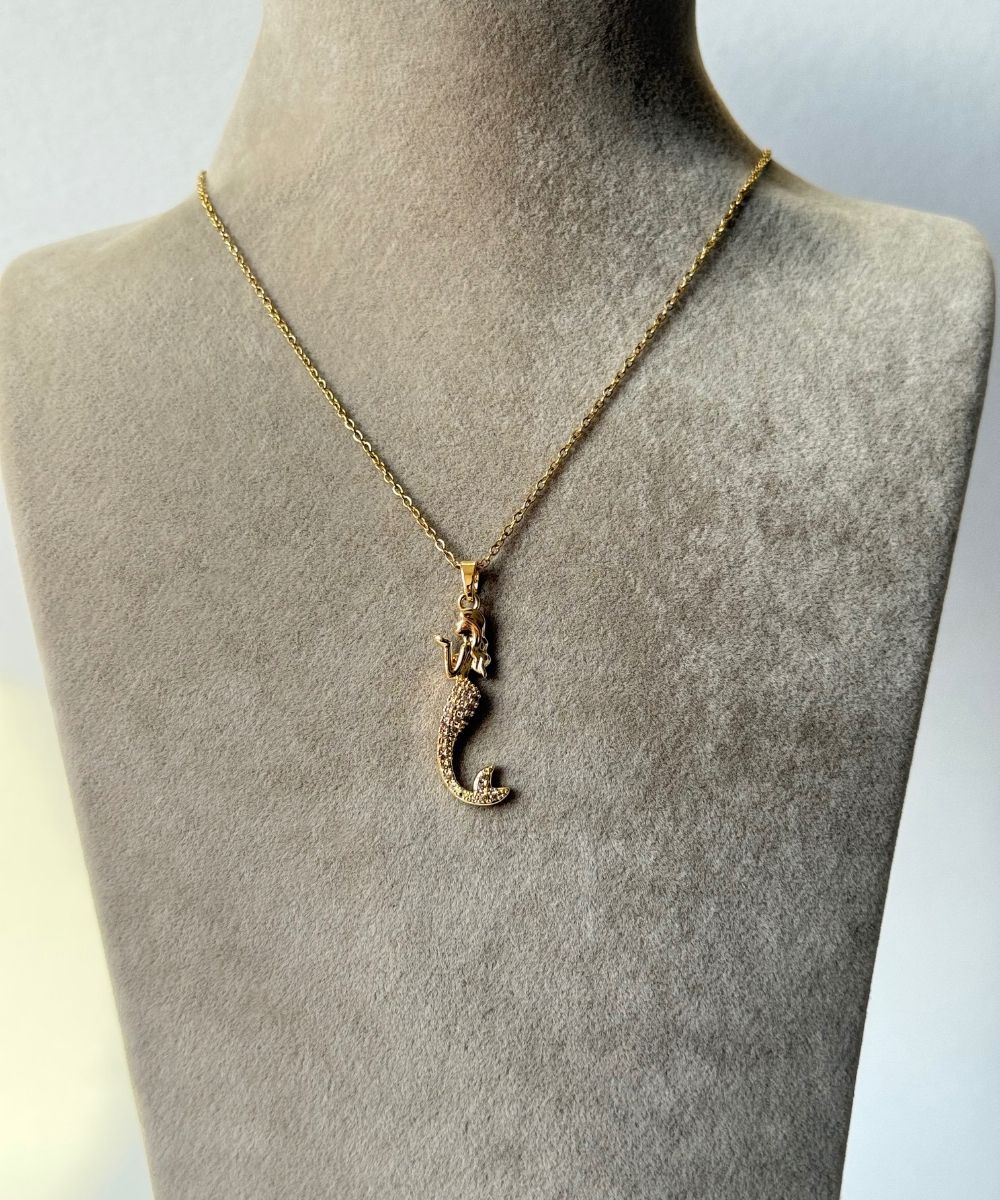 Çelik Deniz Kızı Kolye