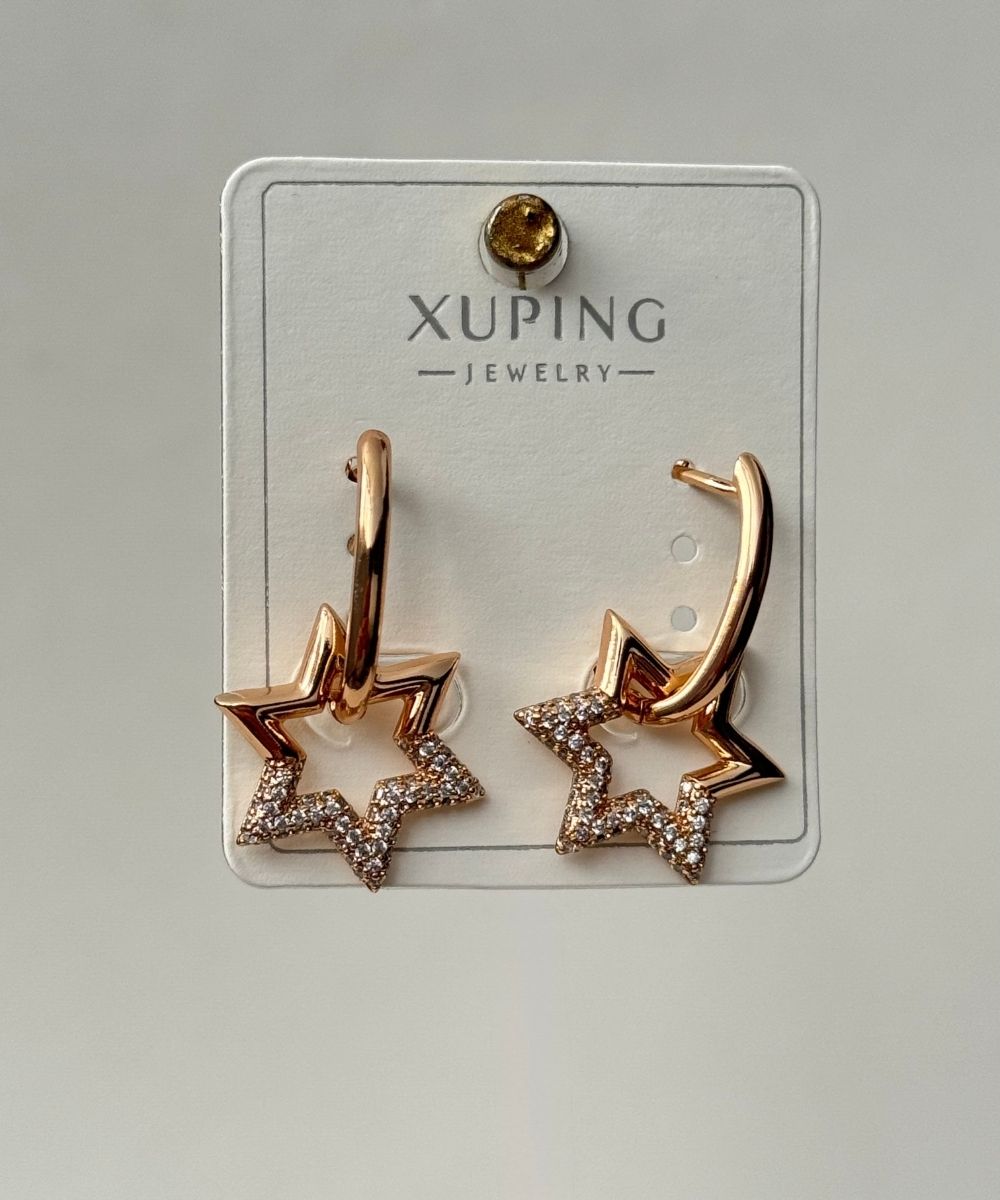 Xuping Sallantılı Yarısı Taşlı Yıldız Küpe