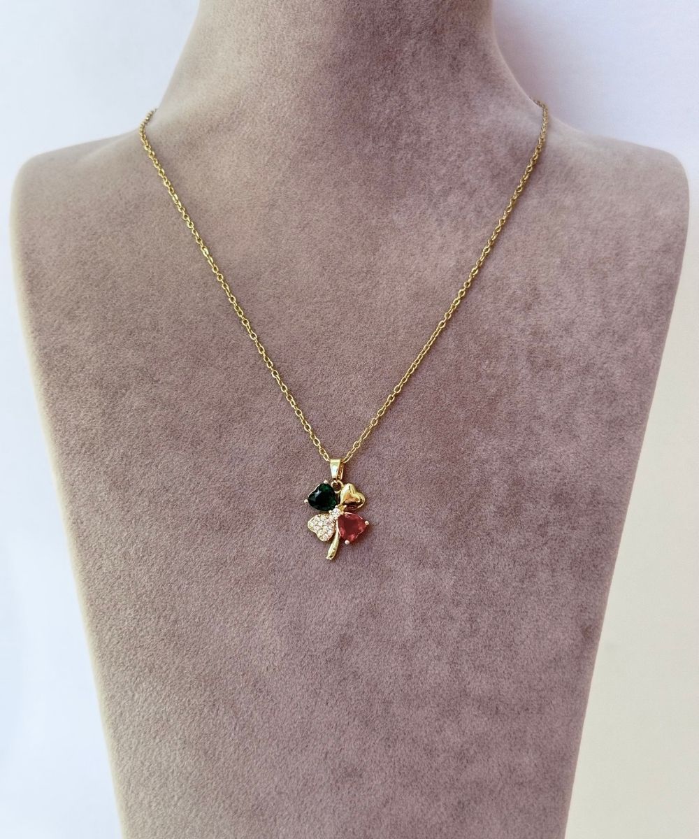 Çelik Renkli Taşlı Kalp Yonca Kolye