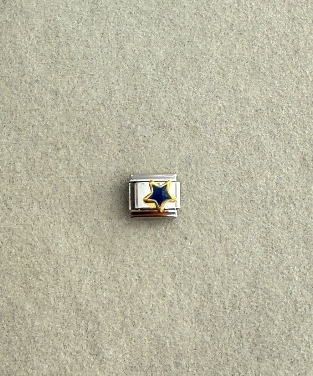 Nomi Yıldız Charm