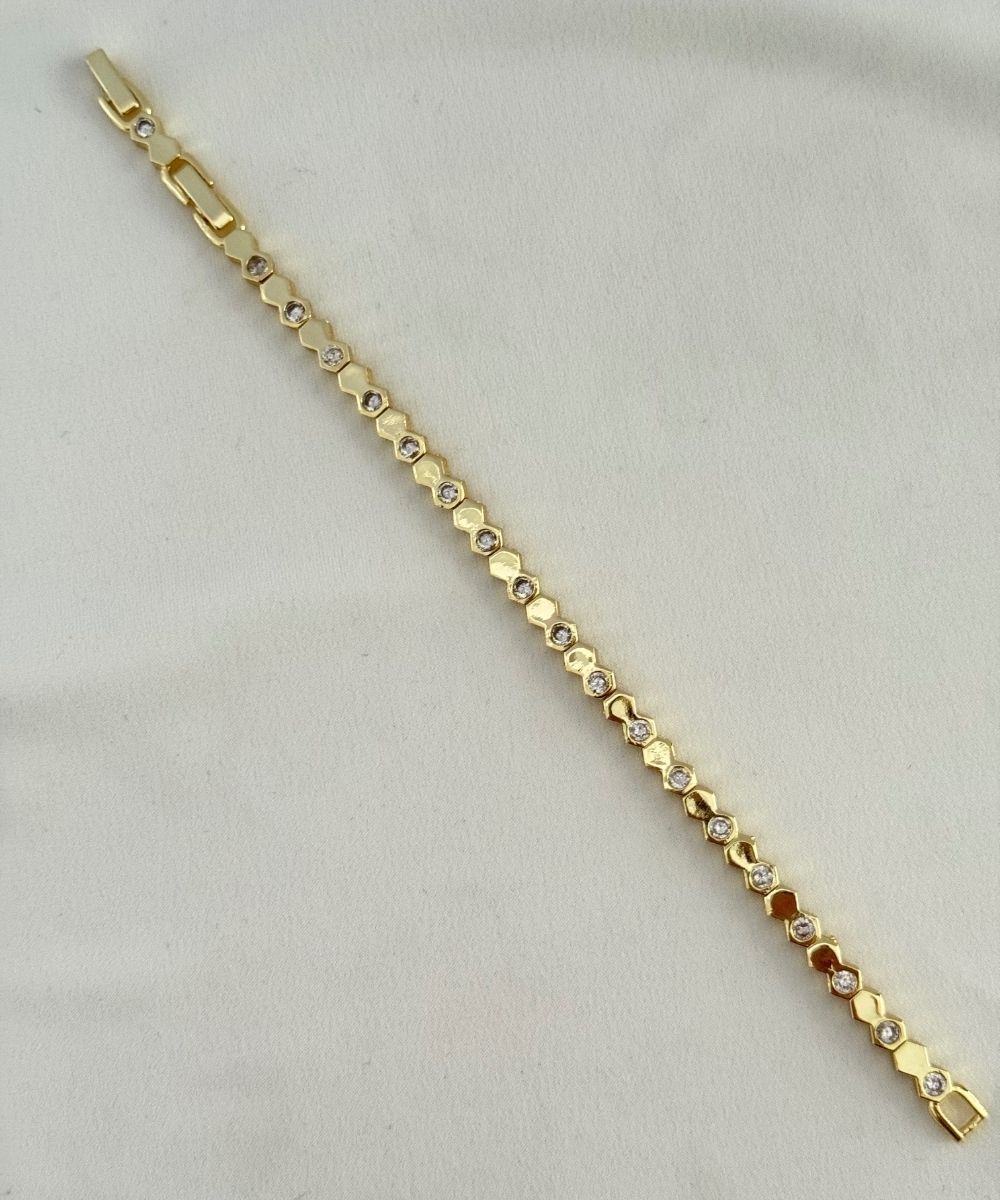 Vip Minimal Taşlı Beşgen Bileklik