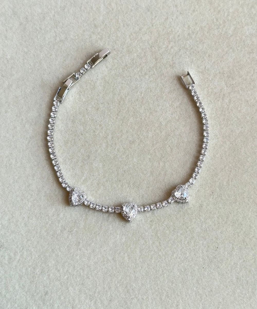 Çelik 3 Kalpli İnce Suyolu Bileklik