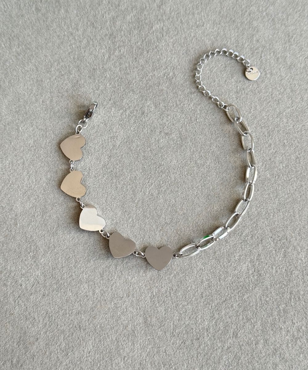 Çelik Kalpli Bileklik