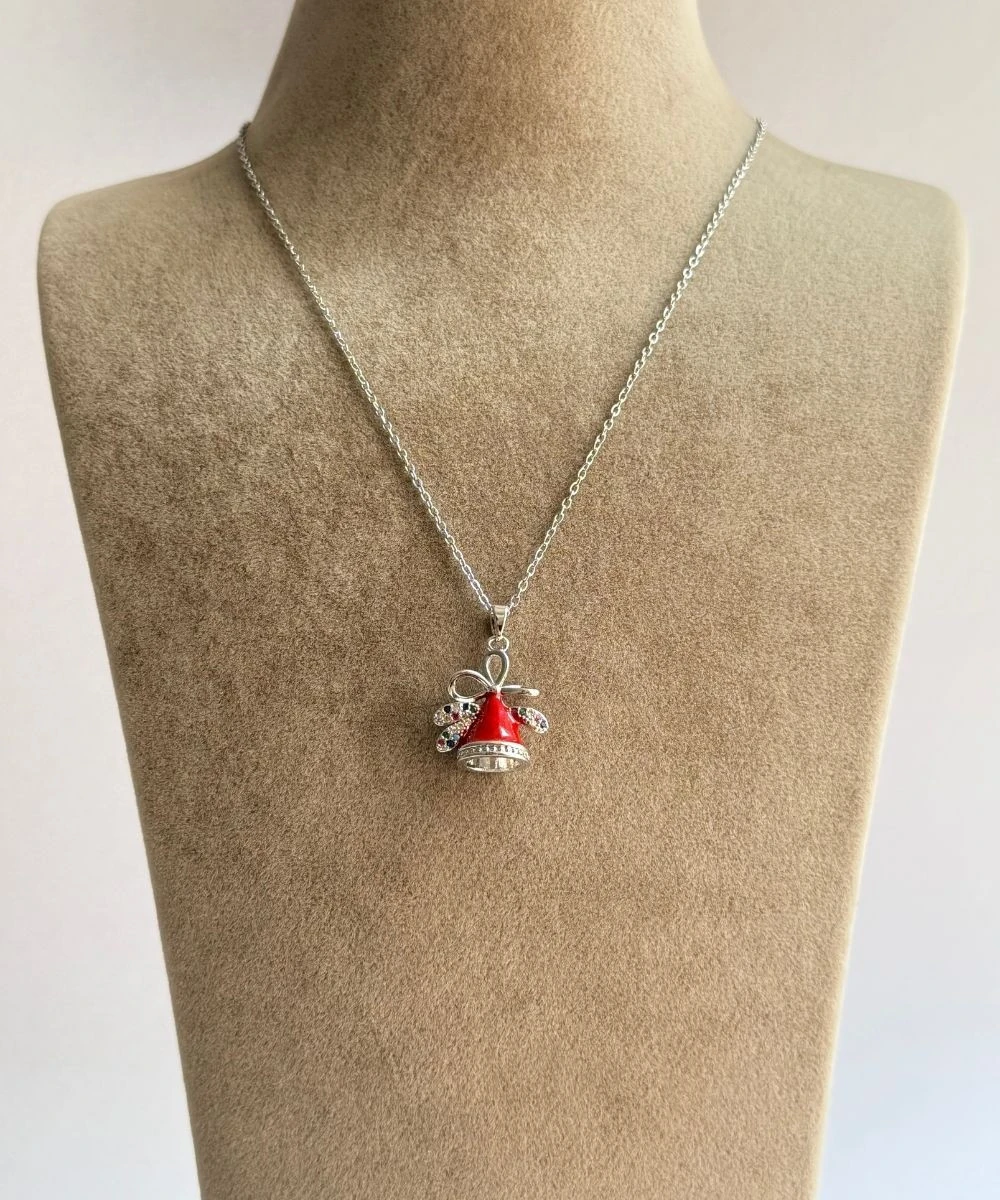 Çelik  Taşlı Noel Şapkası Silver Kolye