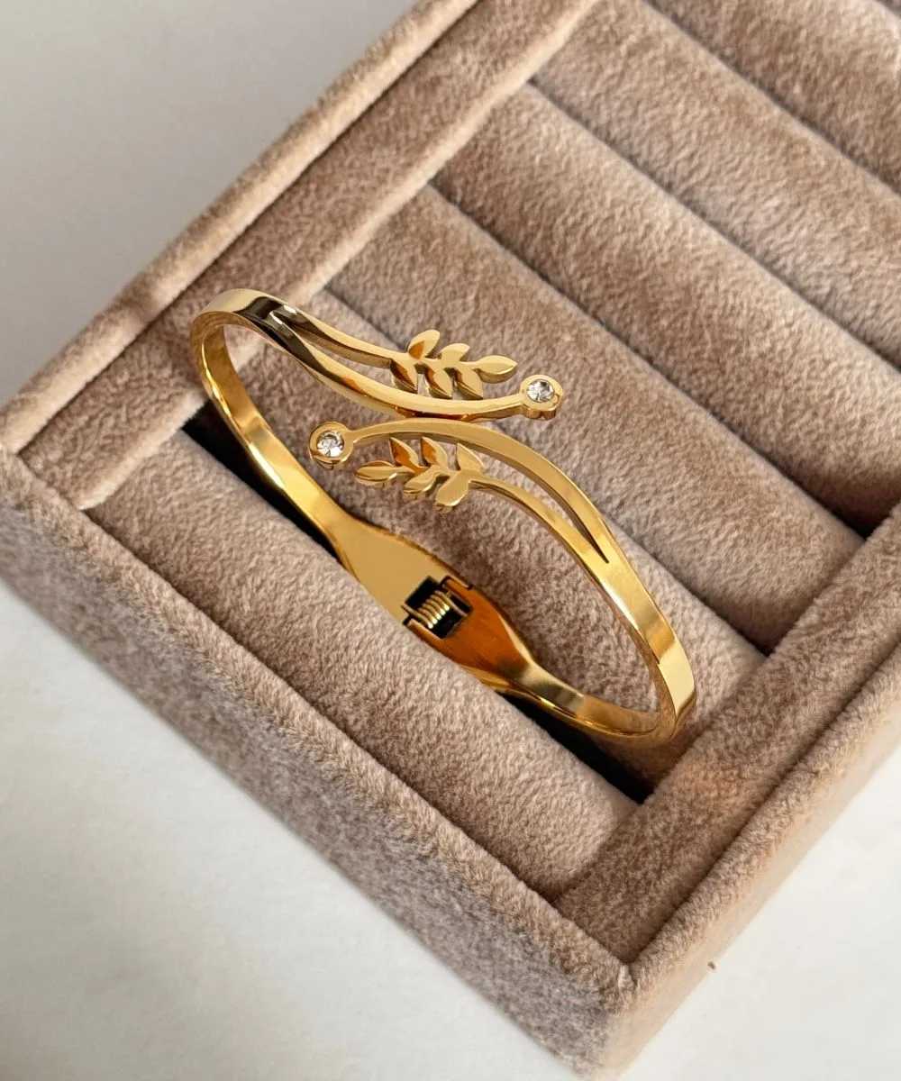 Çelik Yaprak Taşlı Kelepçe