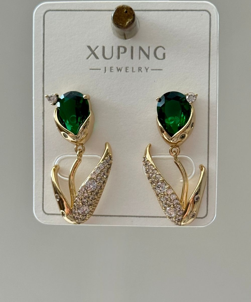 Xuping Gül Yeşil Taşlı Küpe