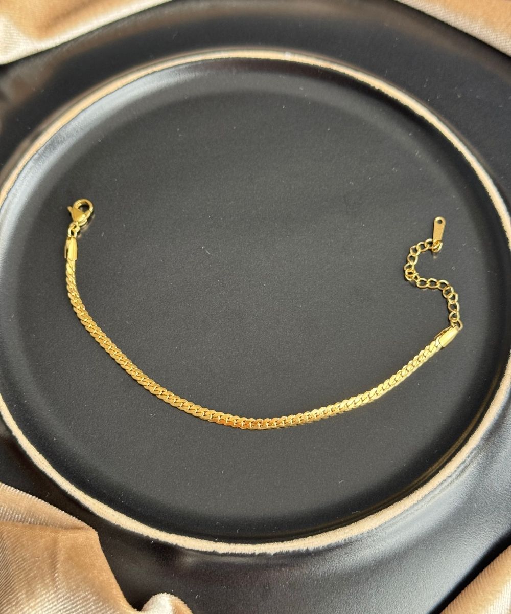 Çelik Zarif Love Bileklik