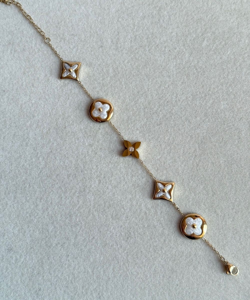 Çelik Beyaz Taşlı Yıldız Yonca Bileklik