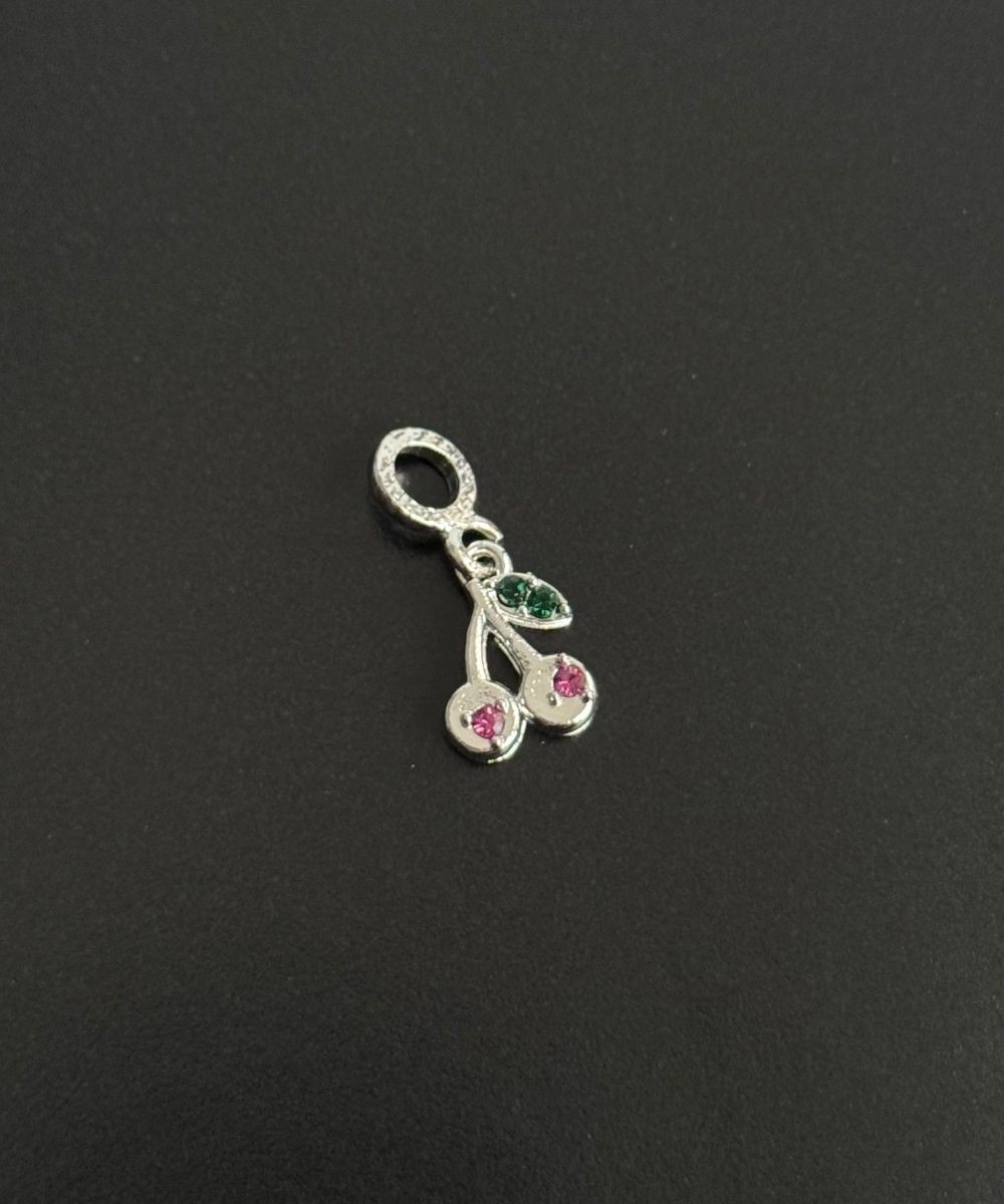 Pndr Kiraz Charm