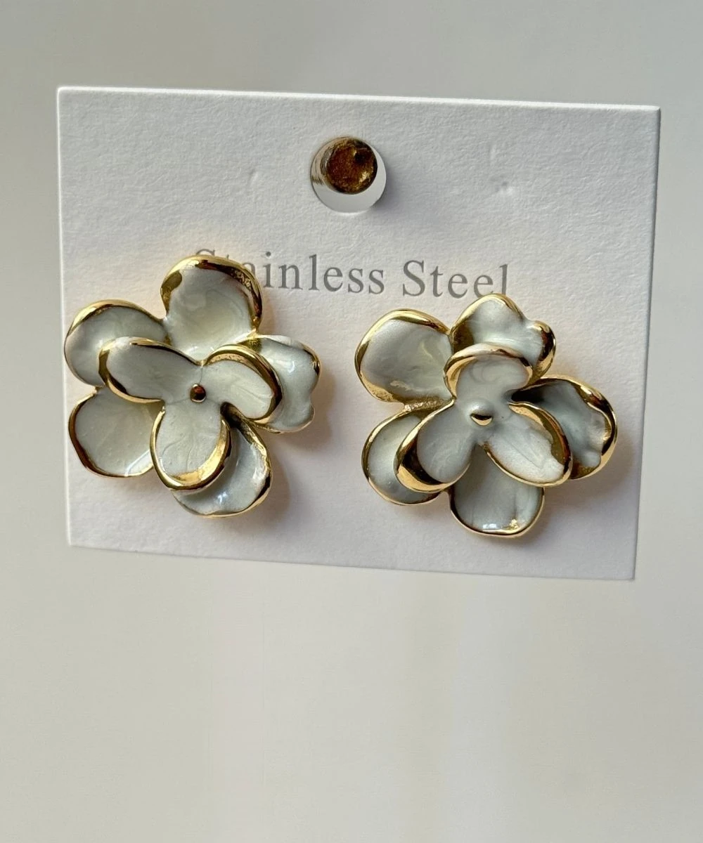 Çelik Beyaz Çiçek Küpe