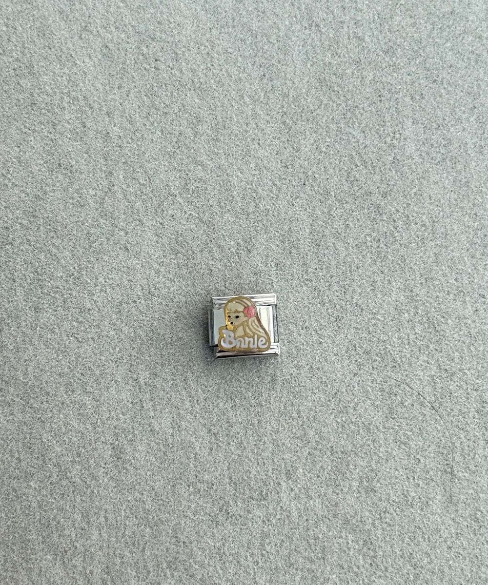 Nomi Barbiii Charm