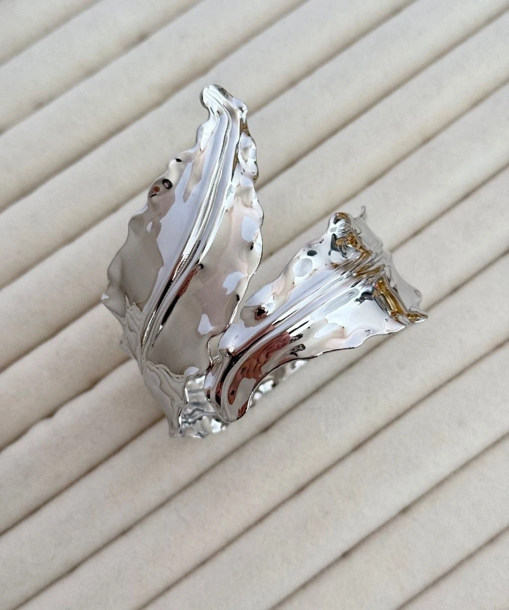 Çelik Yaprak Desenli Silver Kelepçe