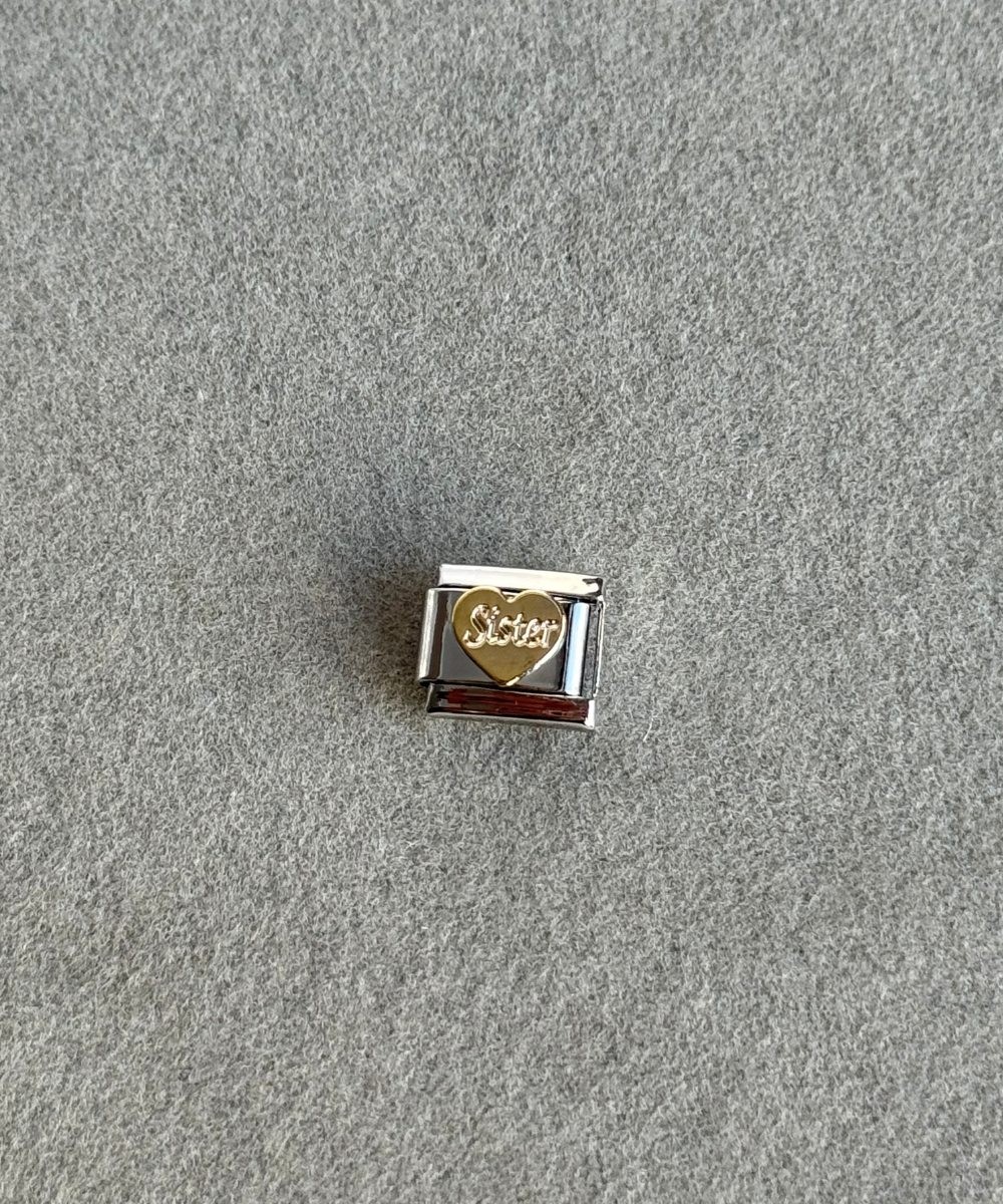 Nomi Charm