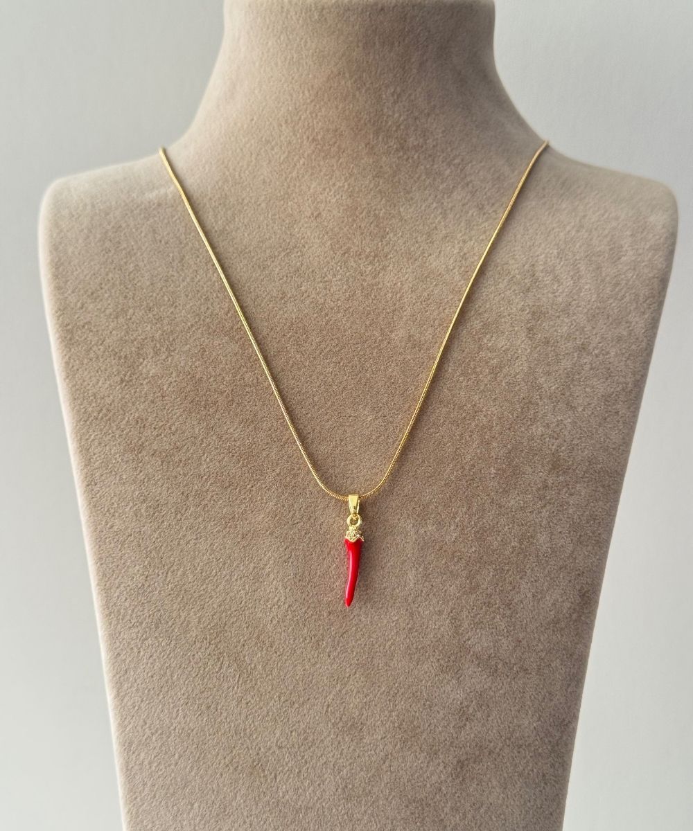 Çelik Kırmızı Biber Kolye