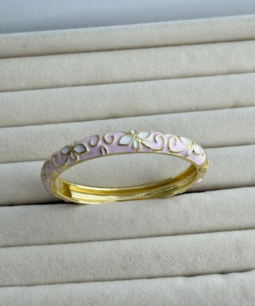 Mineli Pembe Beyaz Çiçekli Kelepçe