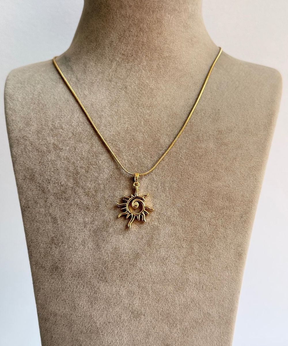 Çelik Sarmal Güneş Kolye