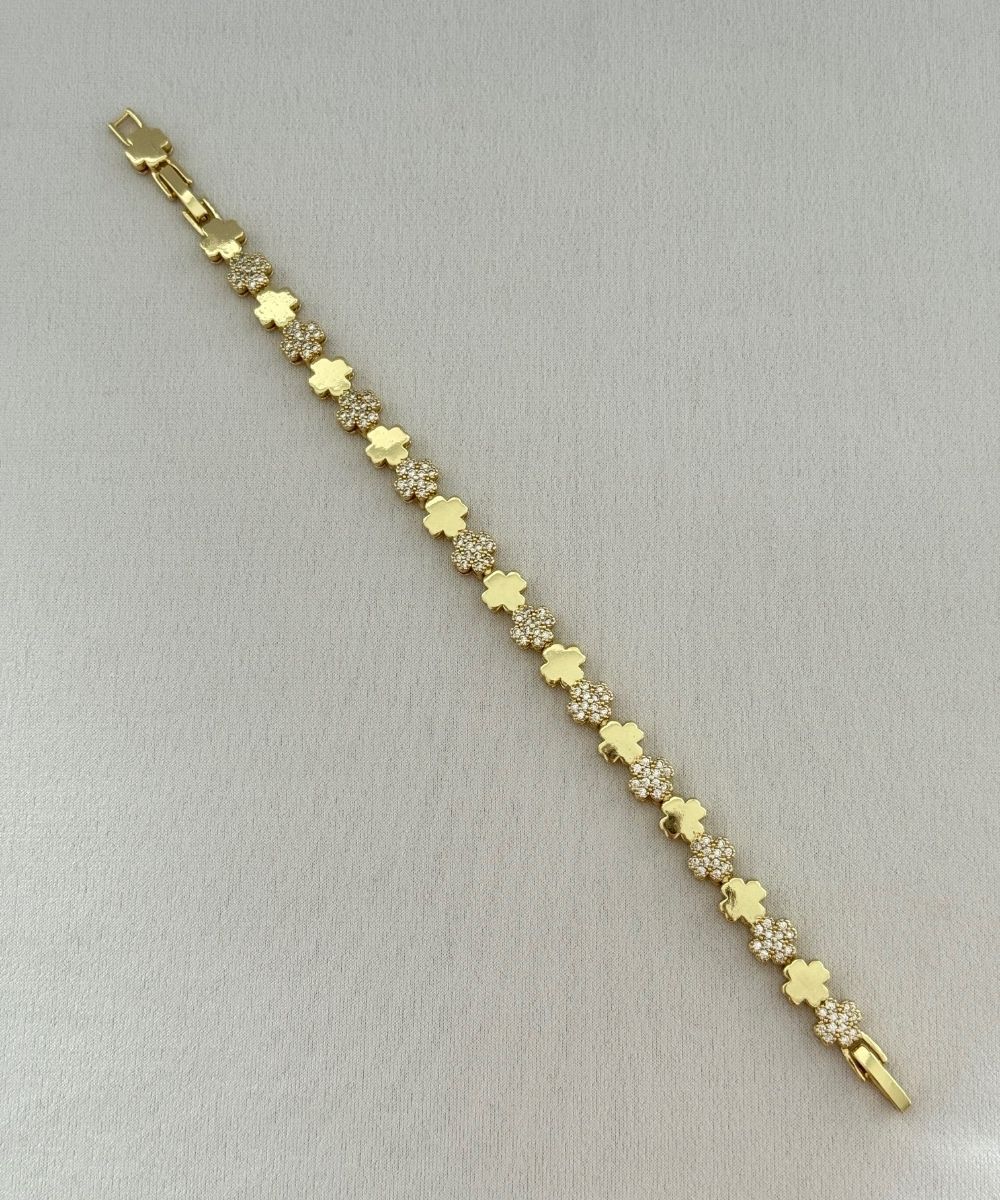 Ysx Taşlı Kare Yonca Bileklik