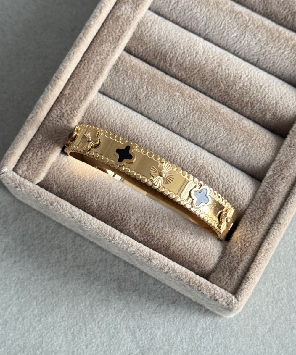 Çelik Yonca Siyah Kelepçe