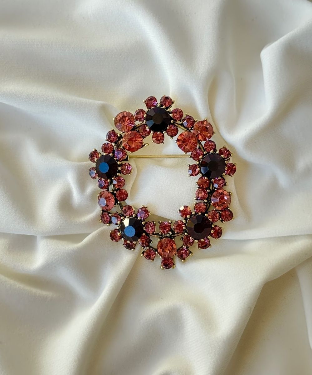 Vıp Pembe Koyu Çelenk Broş