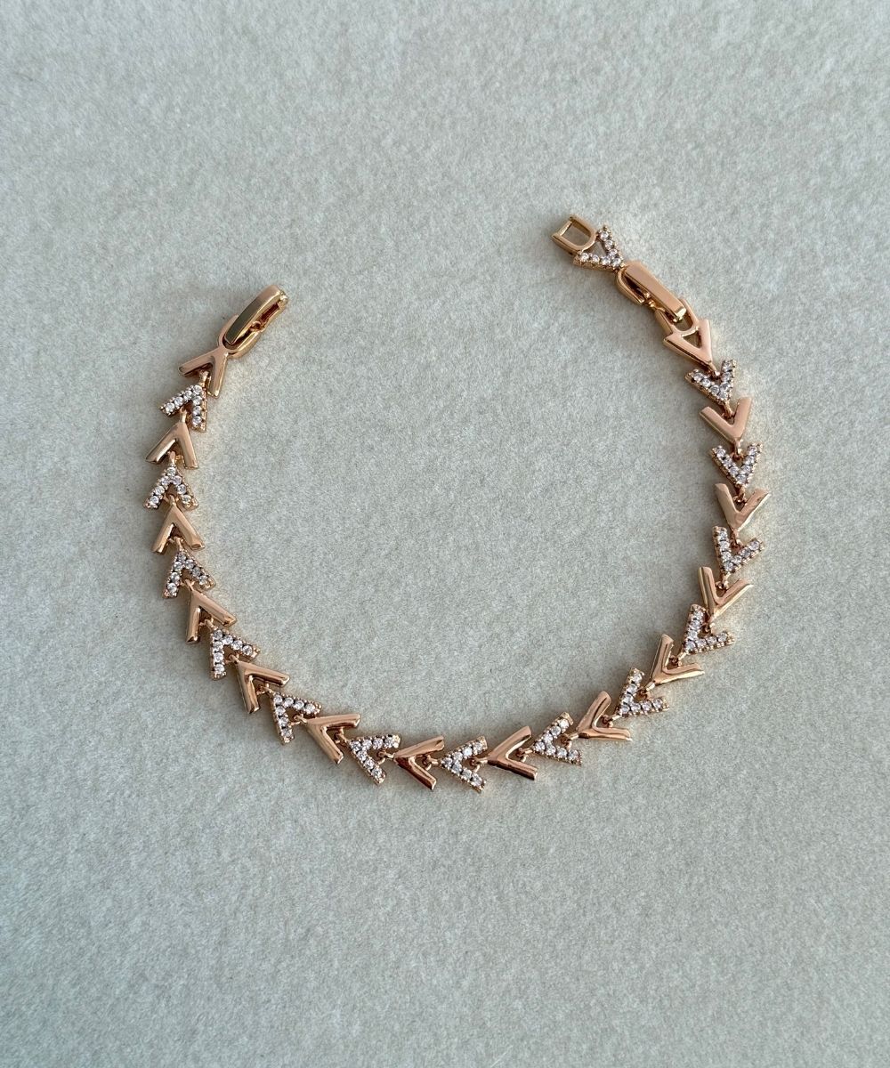 Xuping Taşlı Ok İşareti Bileklik