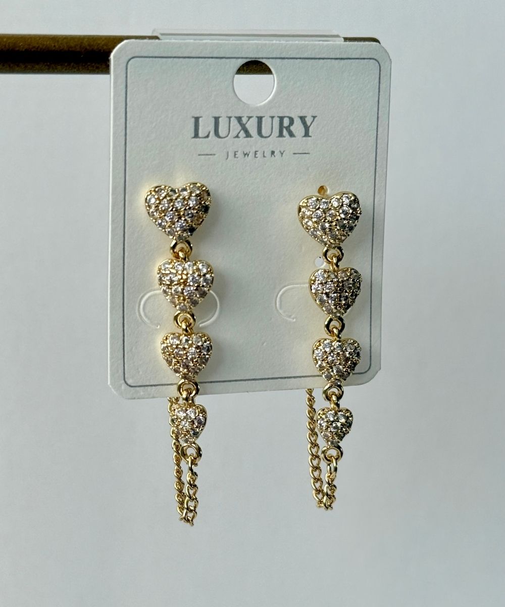 Luxury Kalp Sallantılı Zincir Küpe