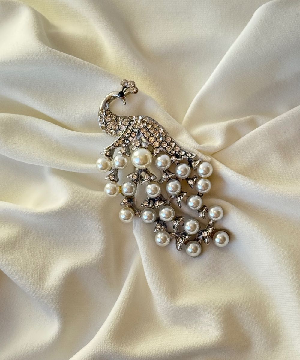 Vıp İncili Tavus Kuşu Broş