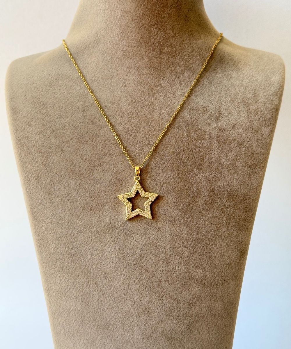 Çelik Parıltılı Yıldız Kolye