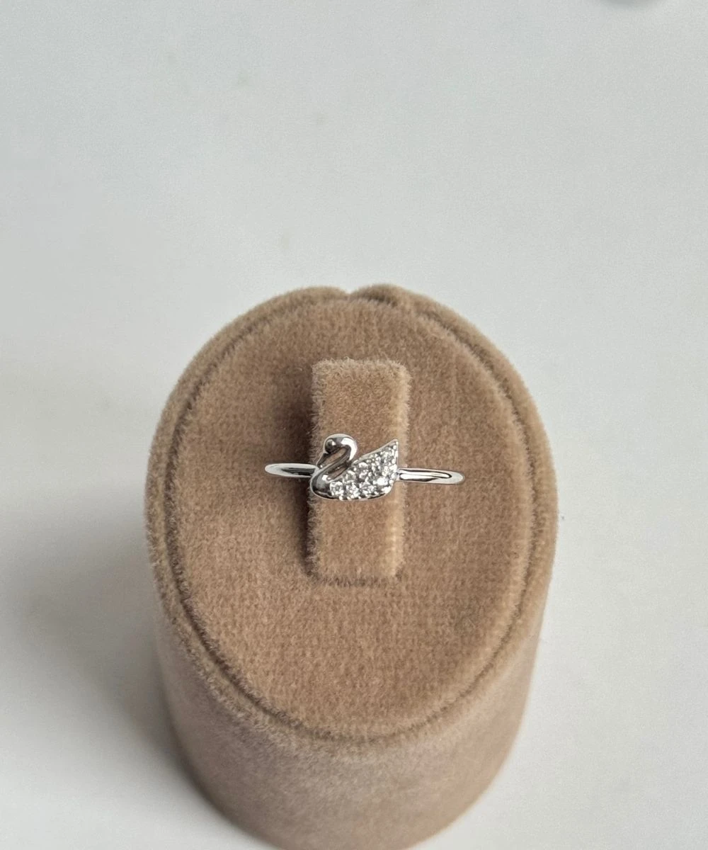 Pirinç Kuğu Taşlı Yüzük