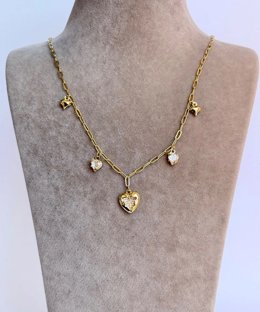 Çelik  Taşlı 5'Li Kalp Kolye