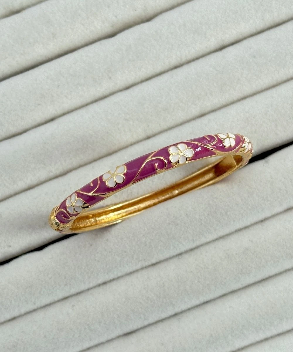 Mineli Eflatun Beyaz Çiçek Kelepçe