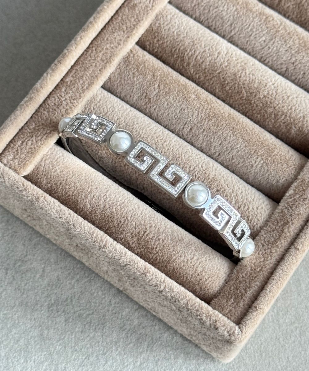 Çelik Labirent İncili Taşlı Kelepçe