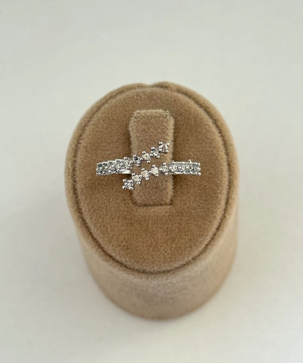 Vıp Taşlı Ayrılık  Ayarlamalı Yüzük