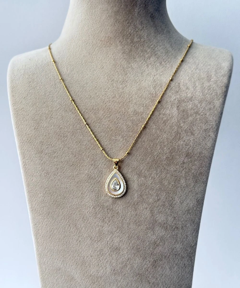 Çelik  Taşlı Damla Kolye