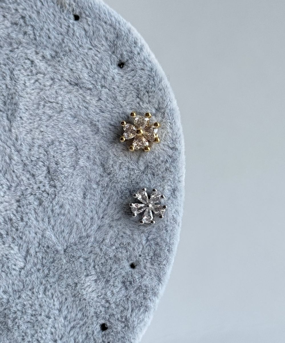 Çelik Çiçek Tragus Piercing