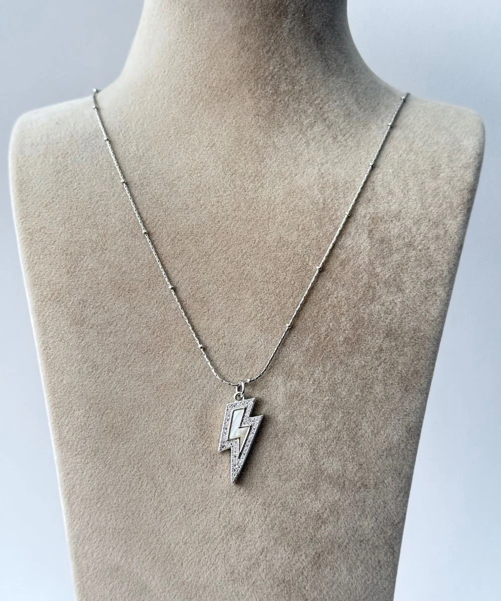 Çelik  Flash  Kolye