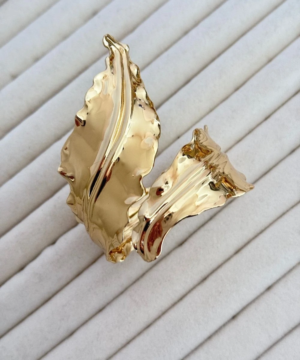 Çelik Yaprak Desenli Kelepçe