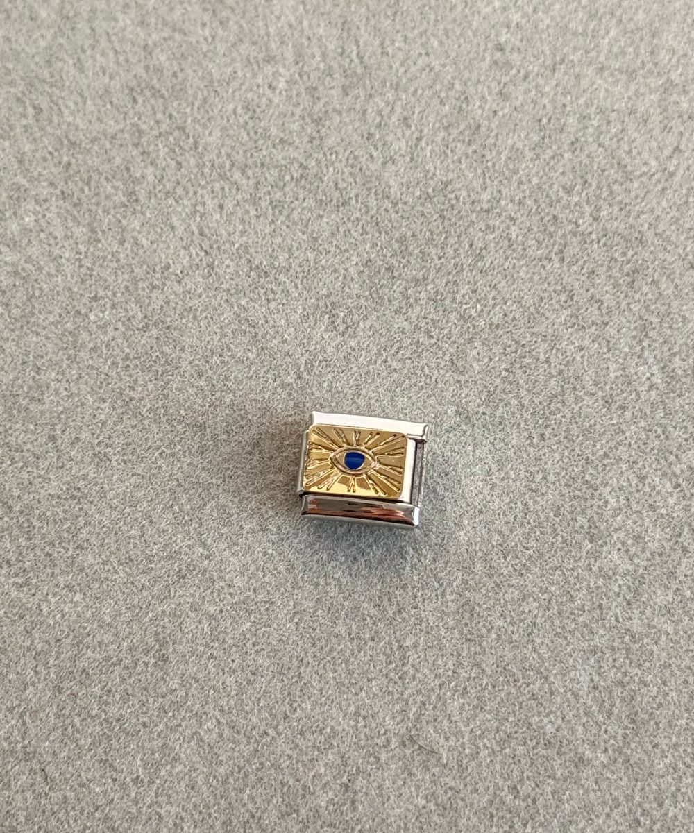 Nomi Charm
