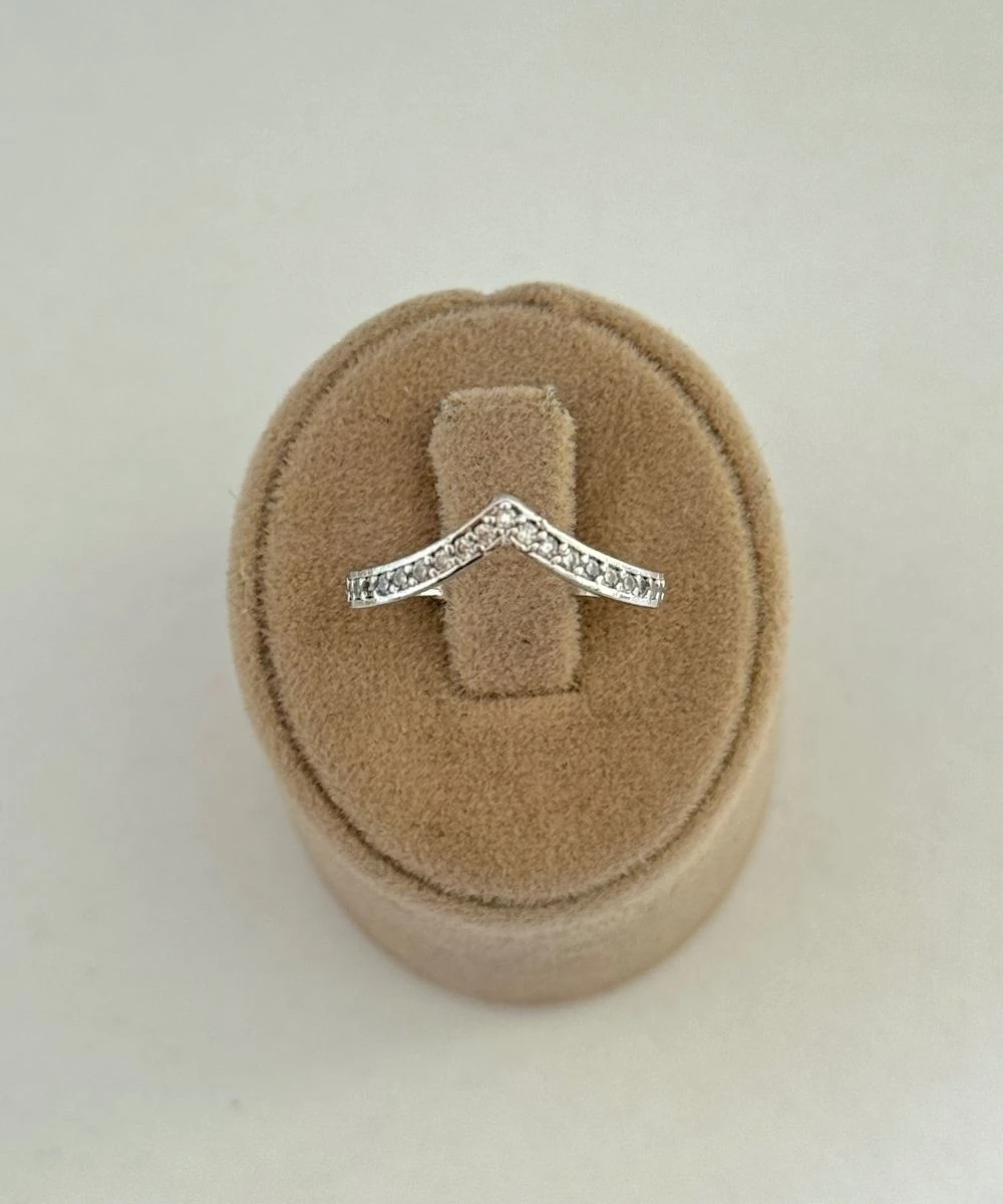 Vıp Üçgen Taşlı Ayarlamalı Yüzük