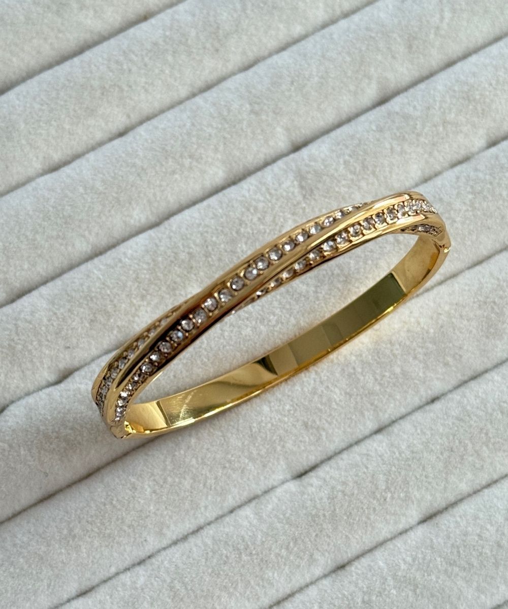 Çelik Sarmal Taşlı Gold Kelepçe