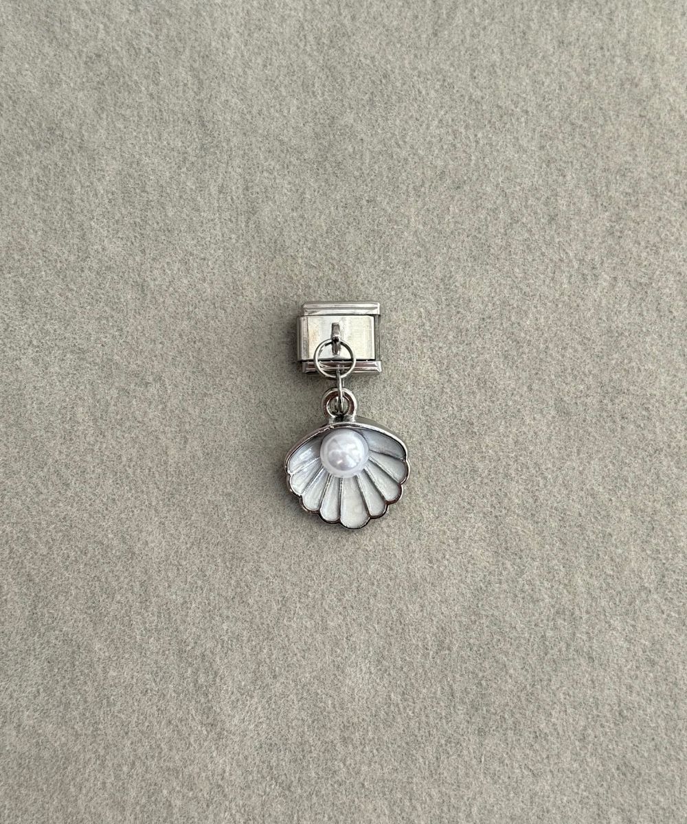 Nomi İstiridye İnci Charm