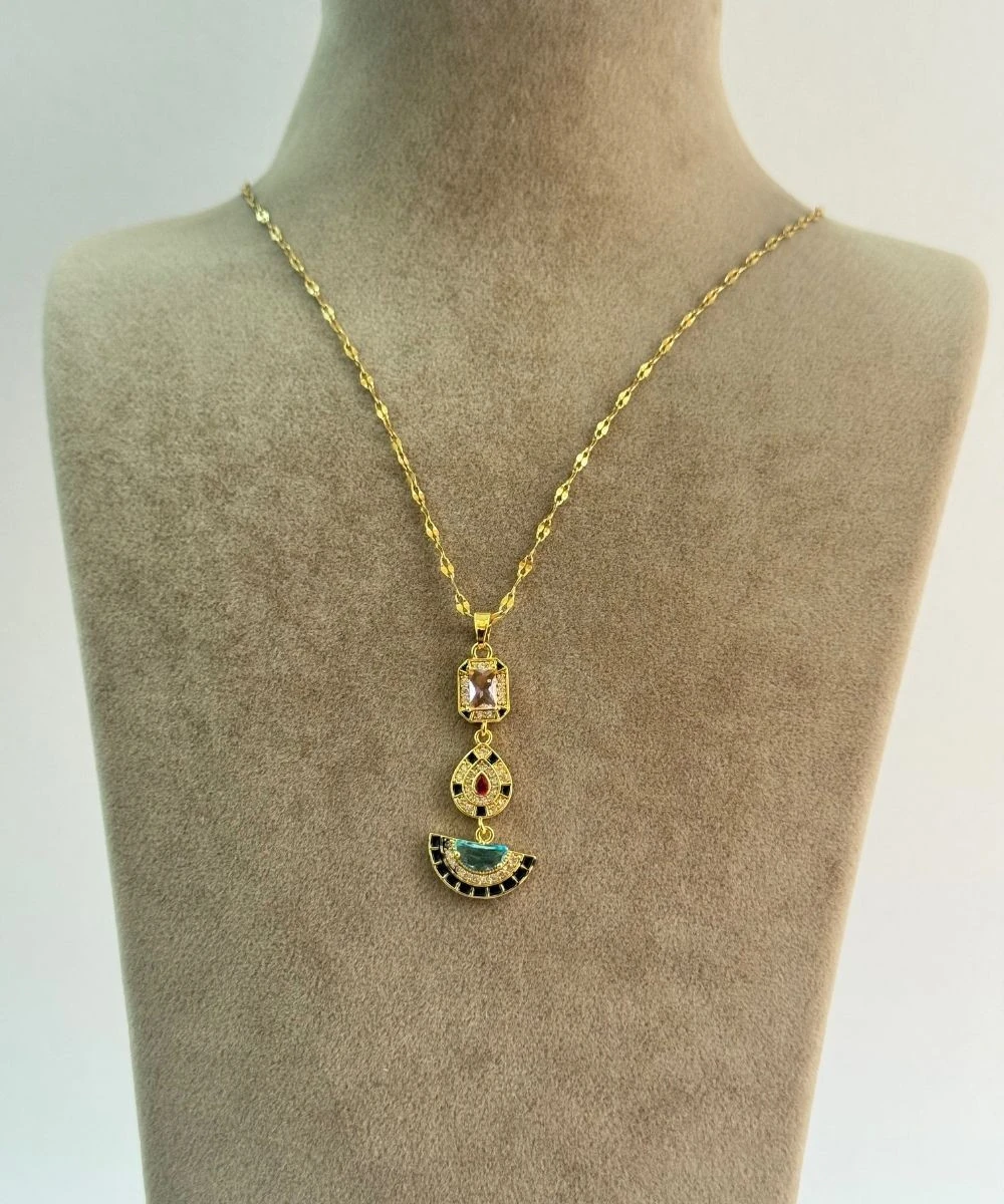 Çelik  Baget Taşlı Yeşil Yelpaze Y Kolye