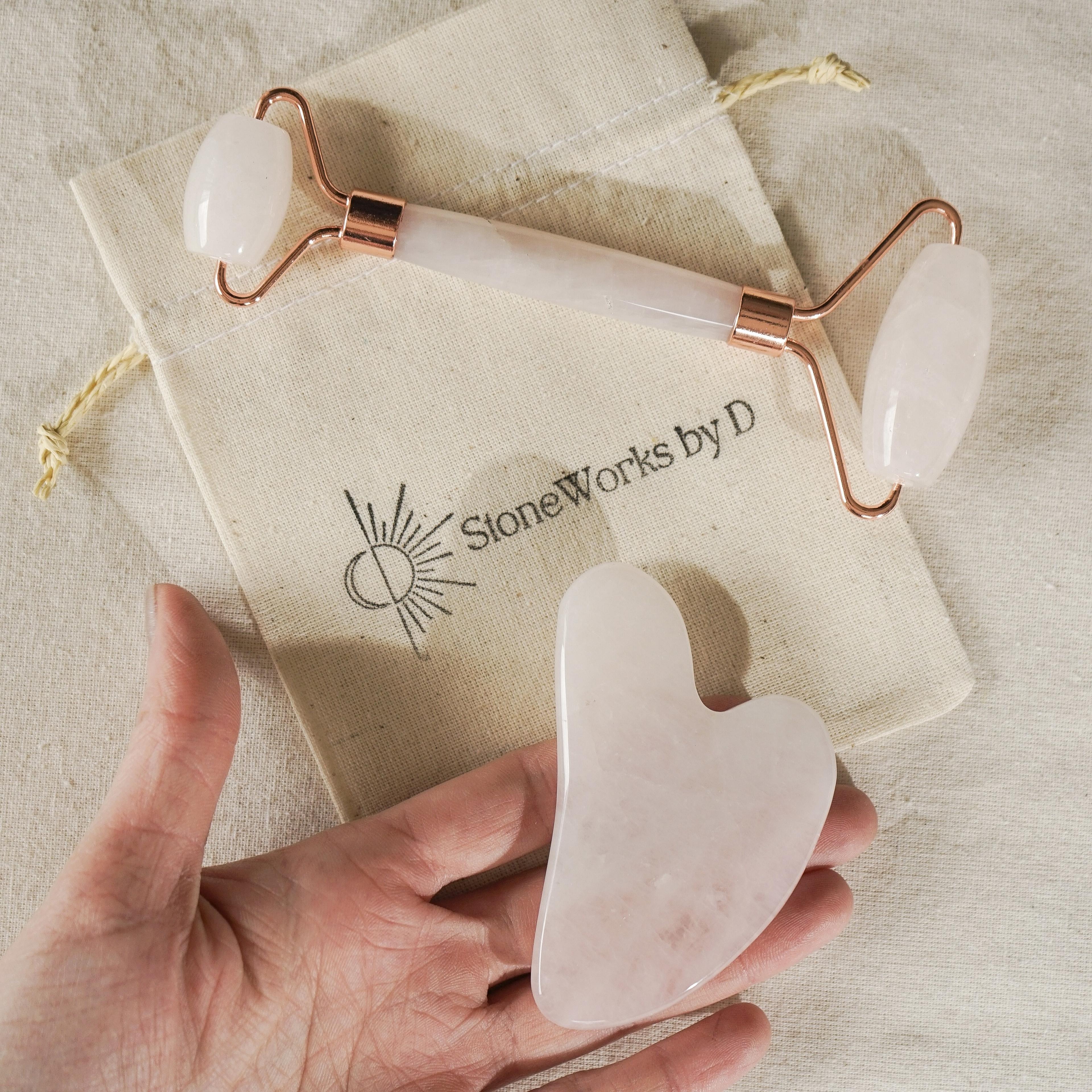 💗 Pembe Kuvars Set (Gua Sha + Roller)