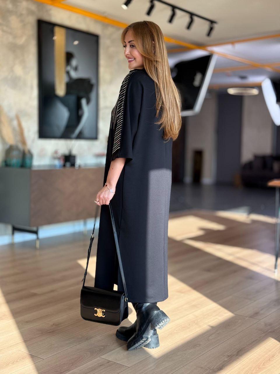 Omuz Taş Detaylı Fermuarlı Elbise