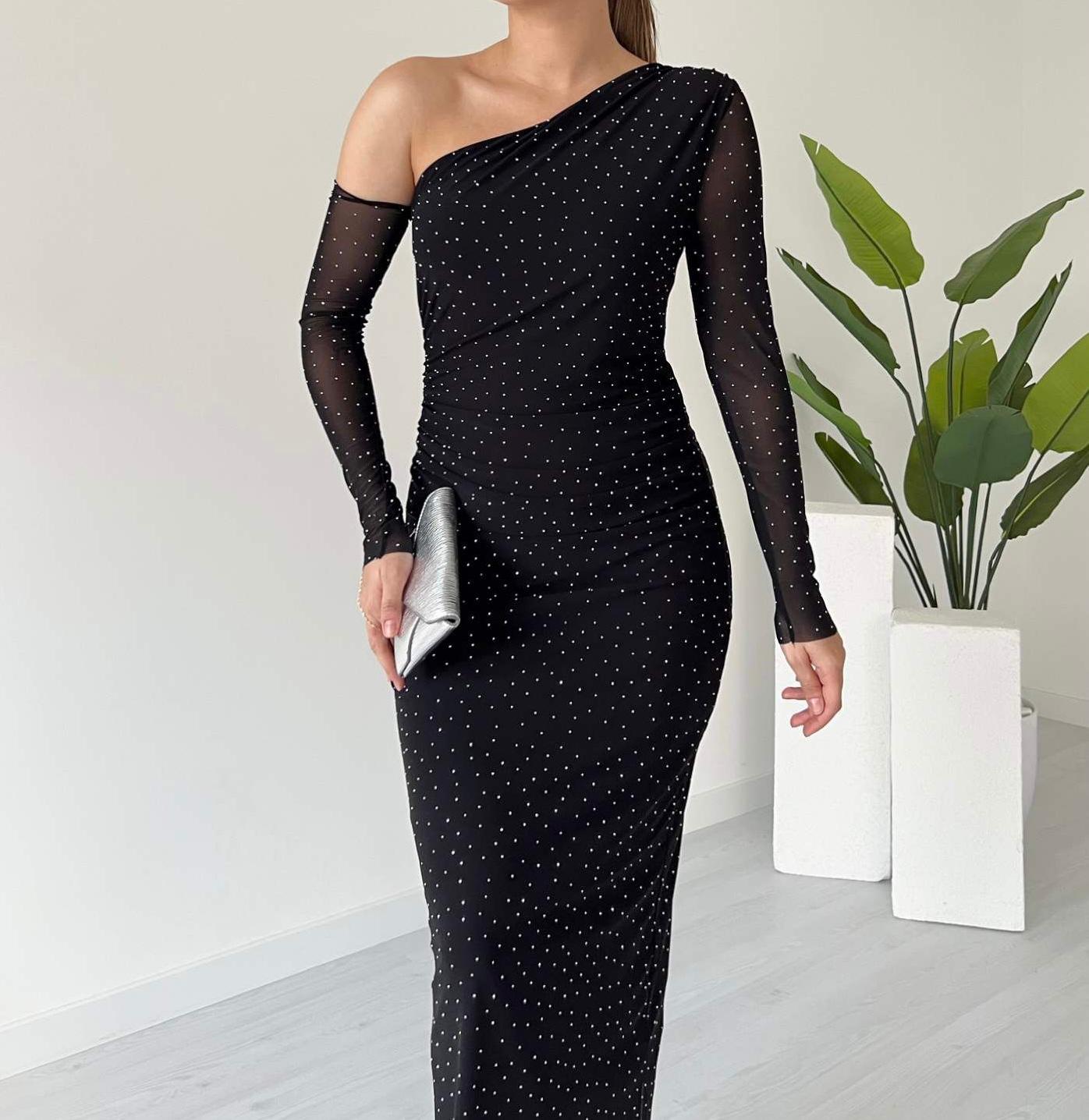 Taş Detaylı Tek Omuz Tül Elbise